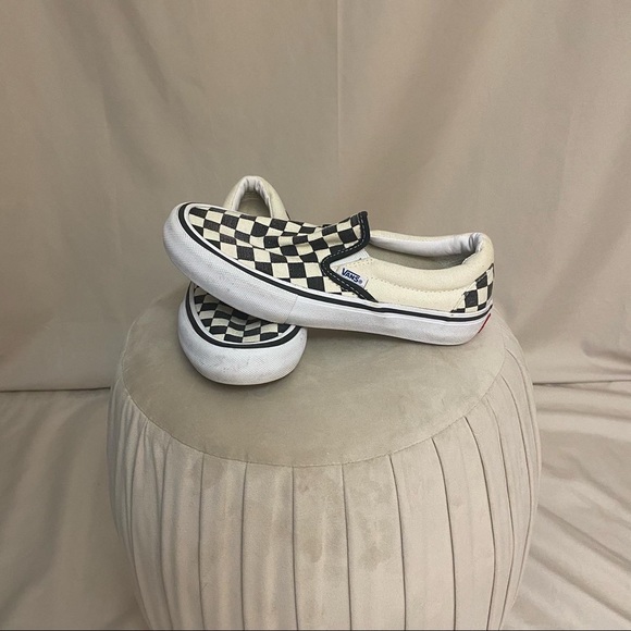 Vans checkered slip on’s - Picture 2 of 3